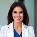Dr. María González